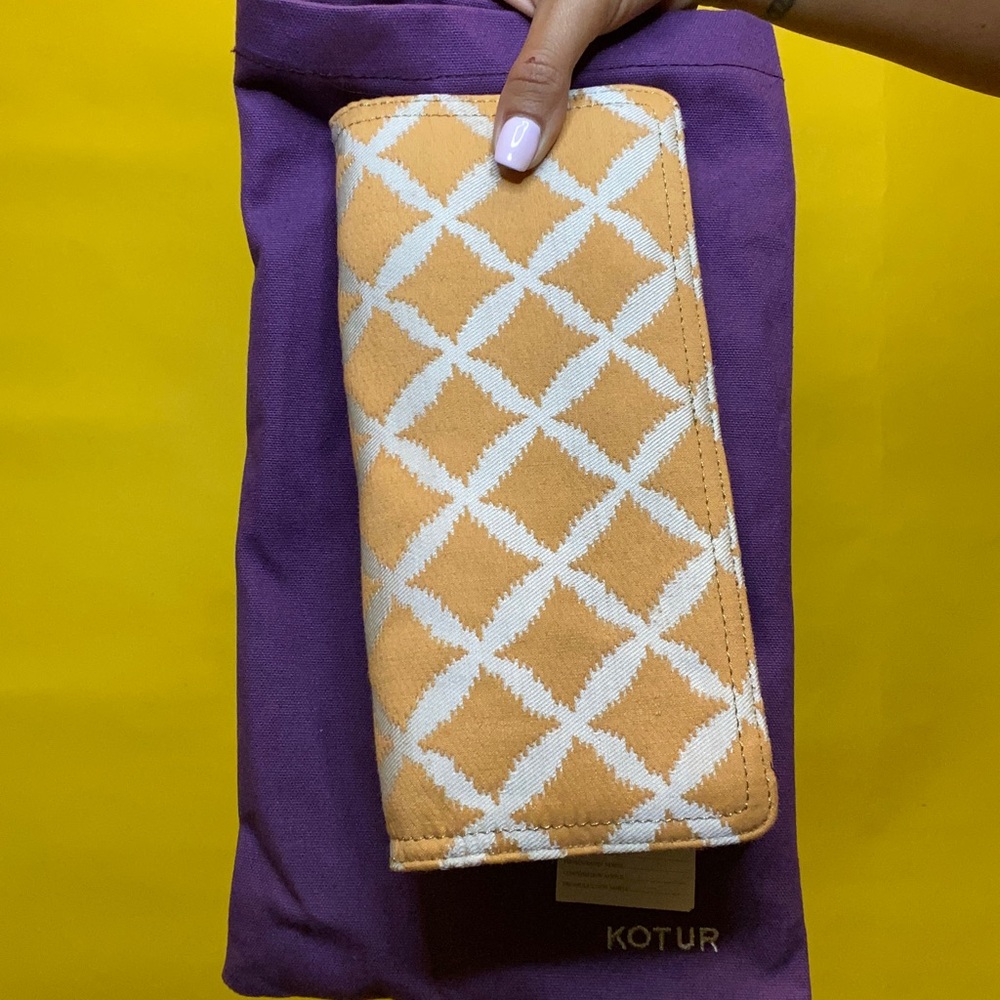 Kotur Clutch